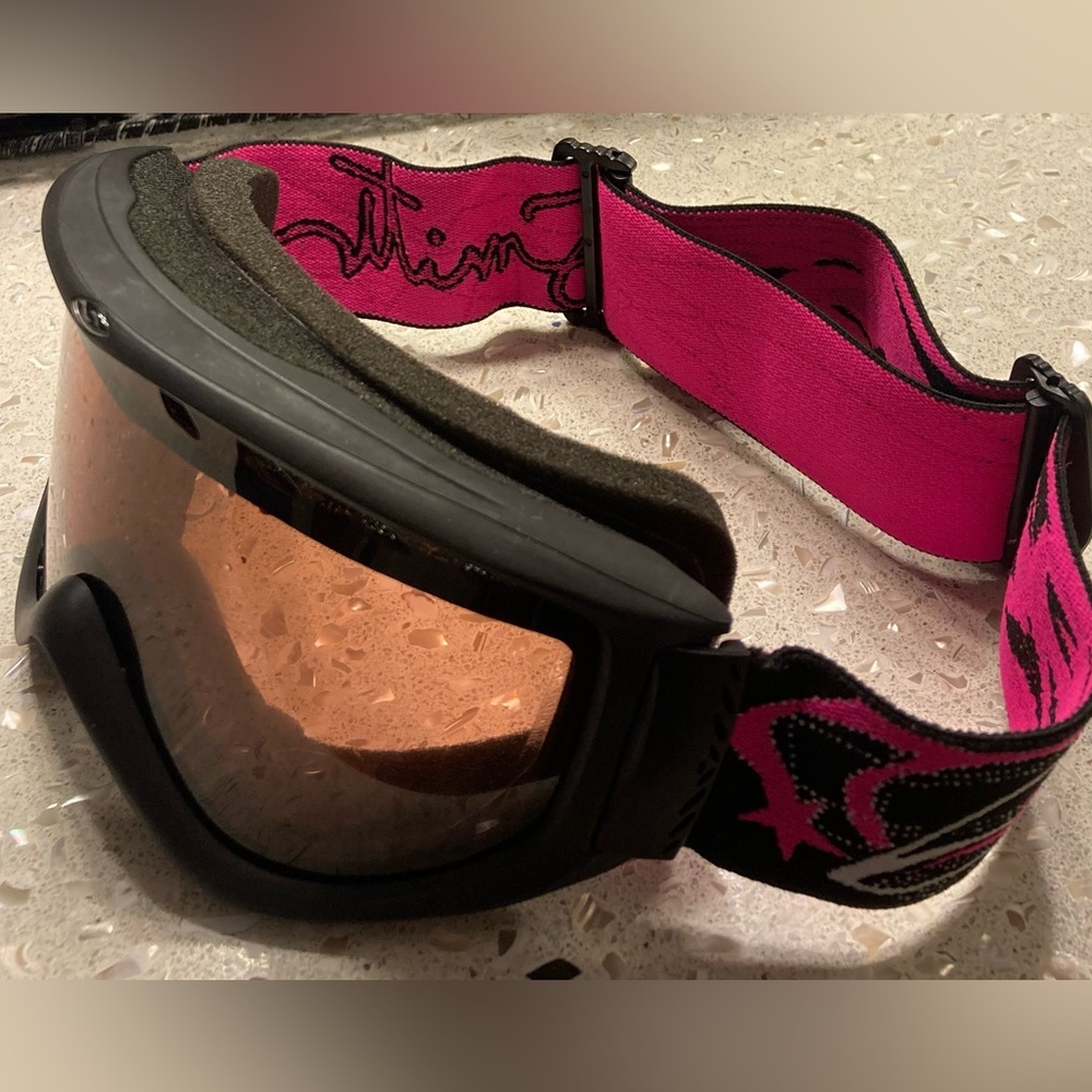 Smith Optics Goggles - Picture 3 of 7
